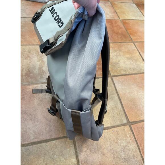 TIMBUKTU 2 DISCORD COMPUTER TRAVEL BACKPACK GRAY TAN main image 5